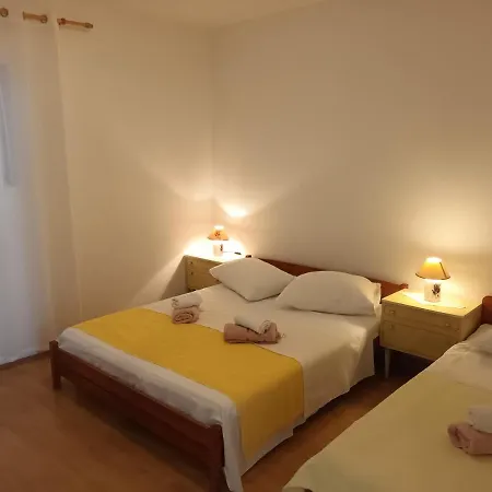 Apartment Ljube Omiš Zewnętrze zdjęcie